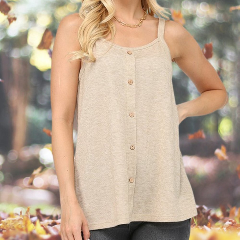 Gigio Oatmeal Ribbed Tank Top With Wood Button Detail